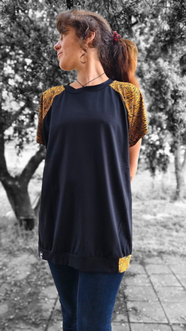 camiseta larga de algodón cebra mostaza