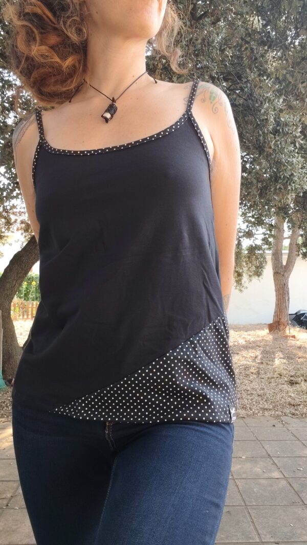 Camiseta de tirantes estampada lunares