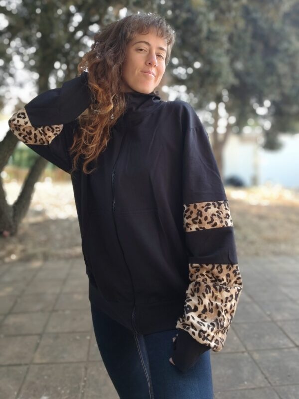 sudadera cremallera estampada