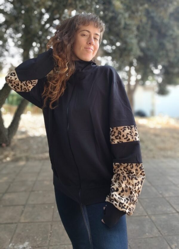 sudadera cremallera estampada