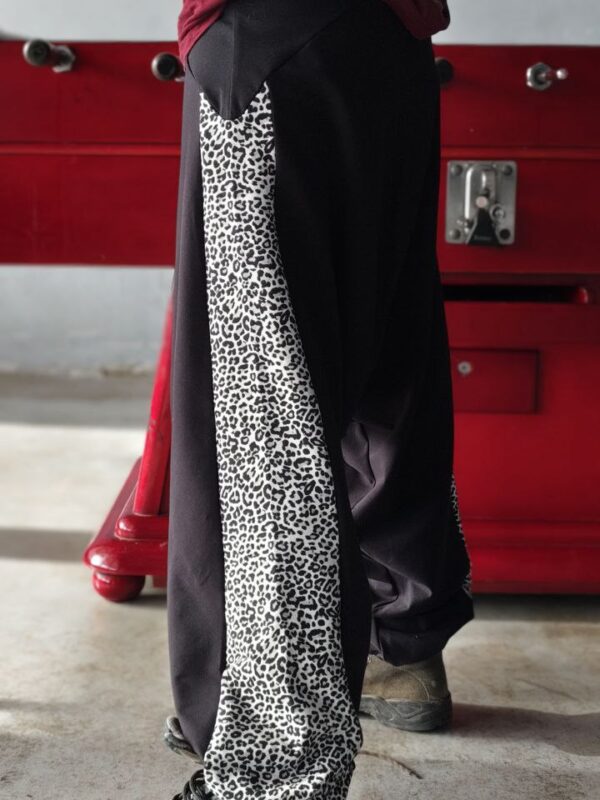 Pantalón harem leopardo blanco