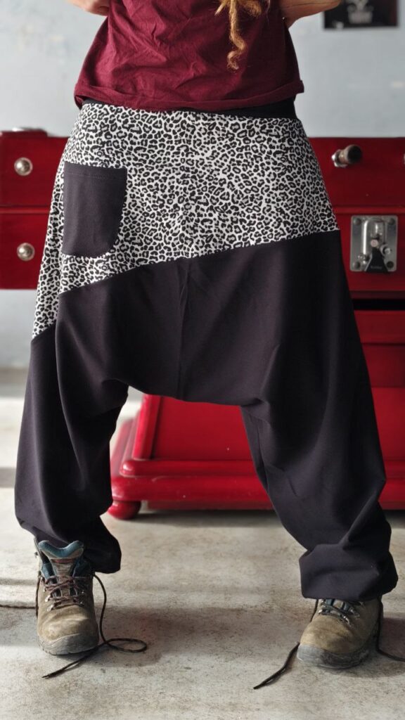 Pantalón harem leopardo