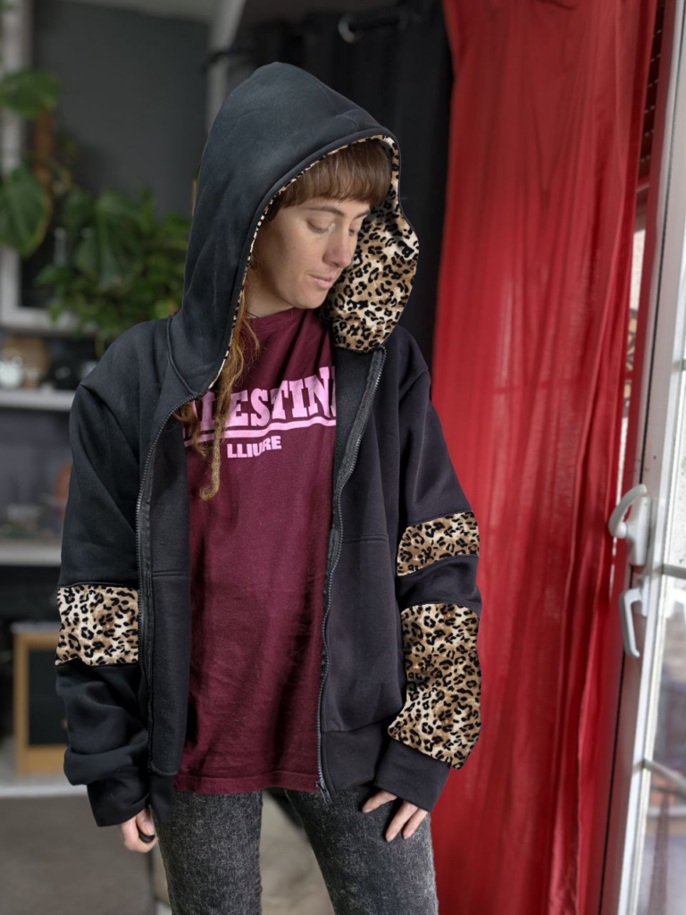 Sudadera con cremallera leopardo